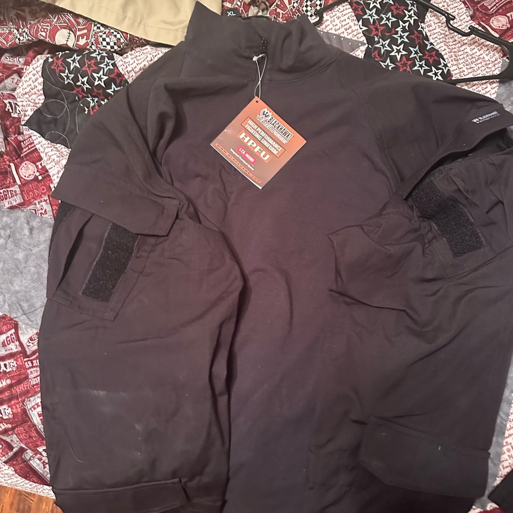5.11 tactical pants/shirts, $25 ea - Picture 4 of 5